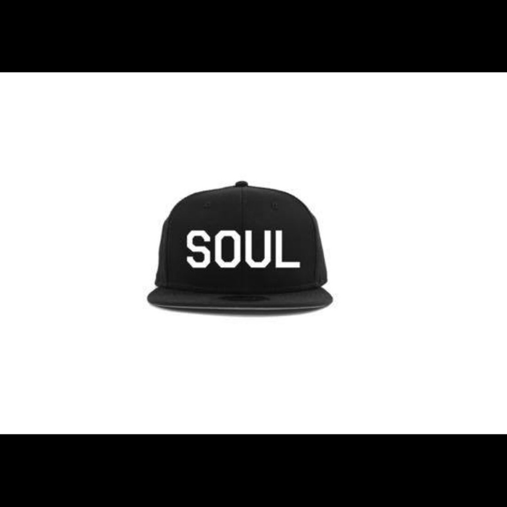 🔥SOUL EXCLUSIVE black snap back